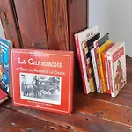 Les Sabots De Jeanne D'arc Country house *