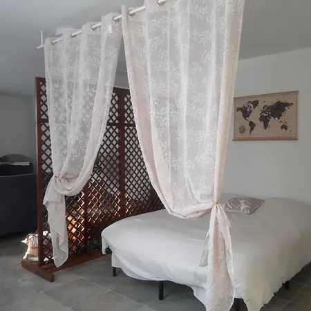 Les Sabots De Jeanne D'arc Country house